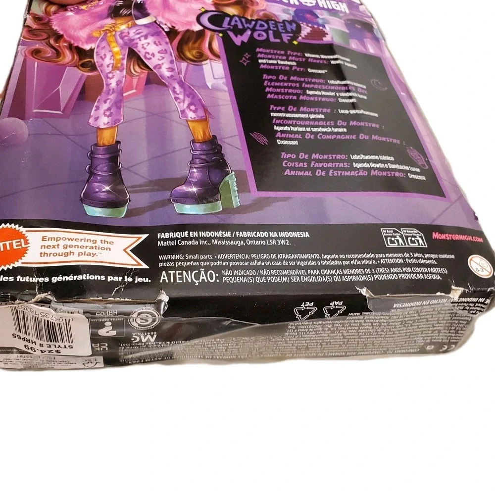 Monster High Clawdeen Wolf‎ 11in Fashion Doll w Pet Crescent and Accessories